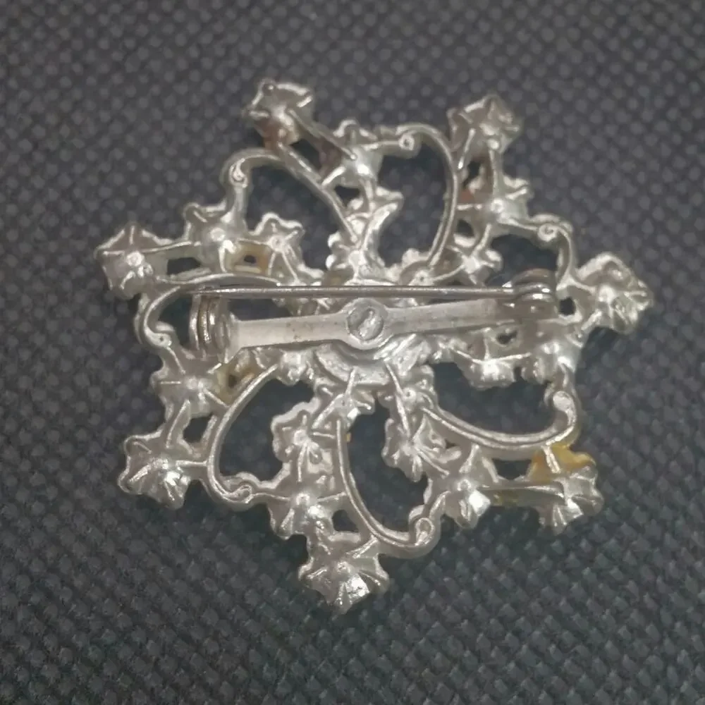 Vintage Silver Tone Flower Brooch 1970s Rhinestone Pin Starburst Retro Costume